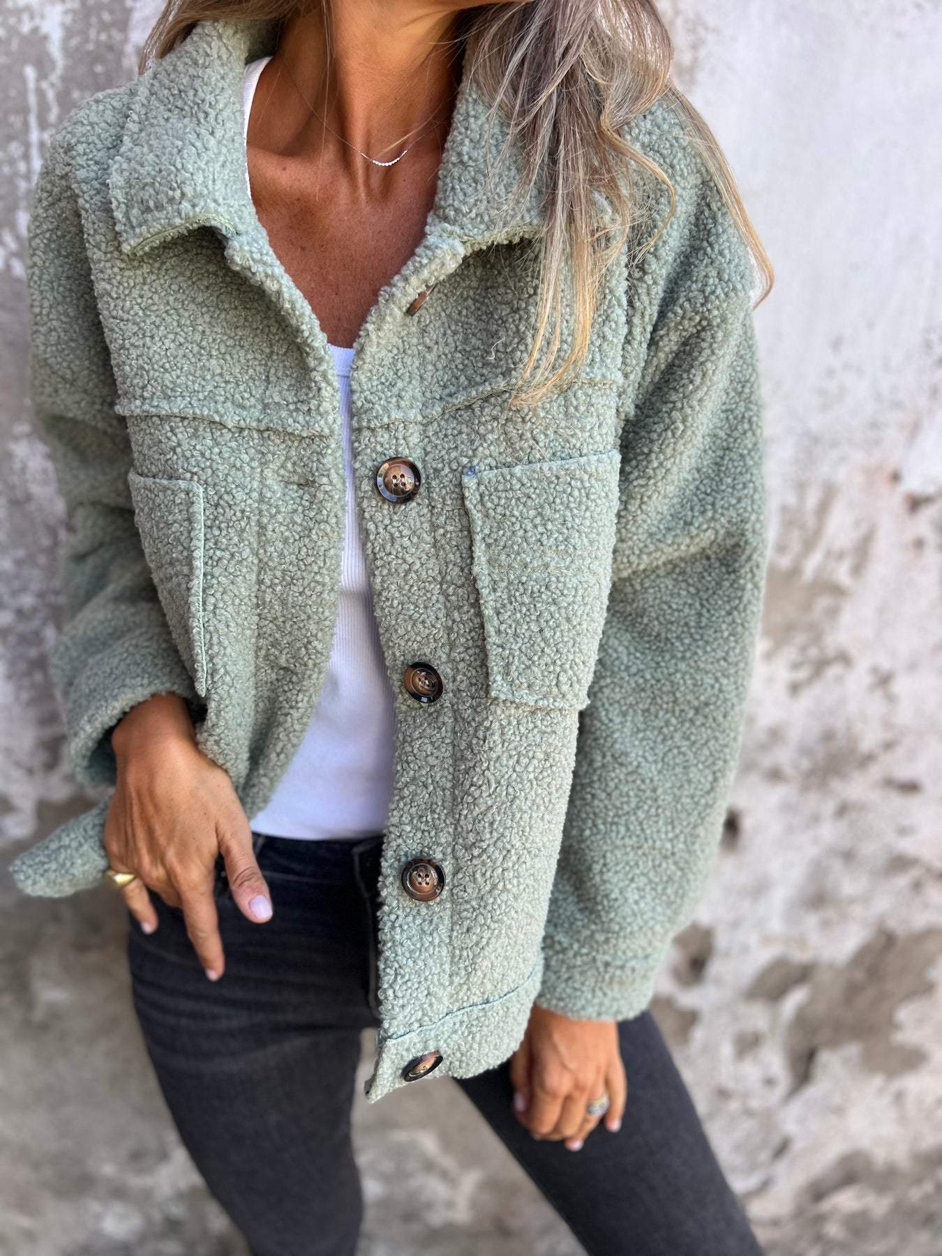 Short Teddy Fleece Jacket | Button-Up
